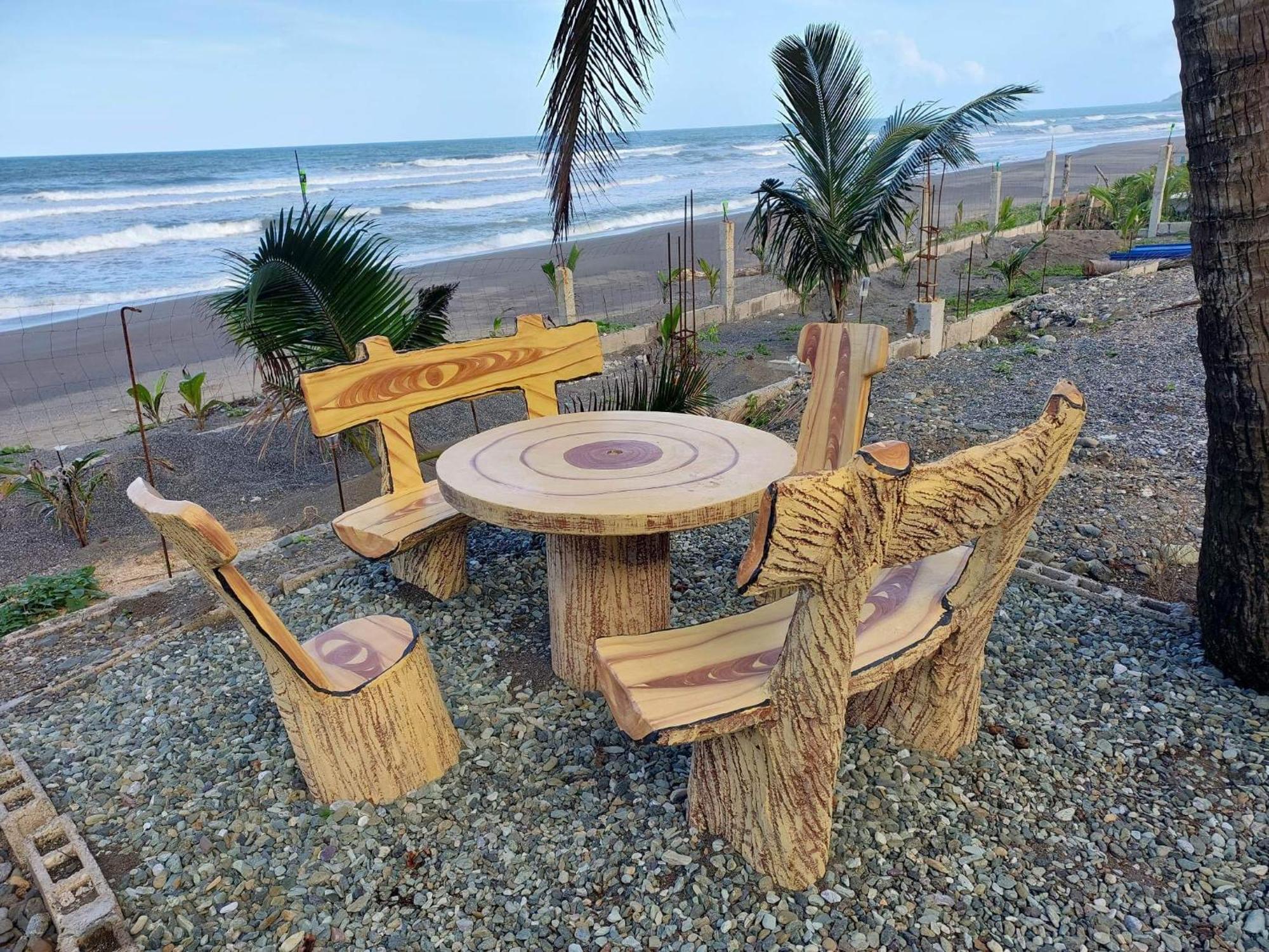 Costa Alora Beach Resort Dingalan Dış mekan fotoğraf